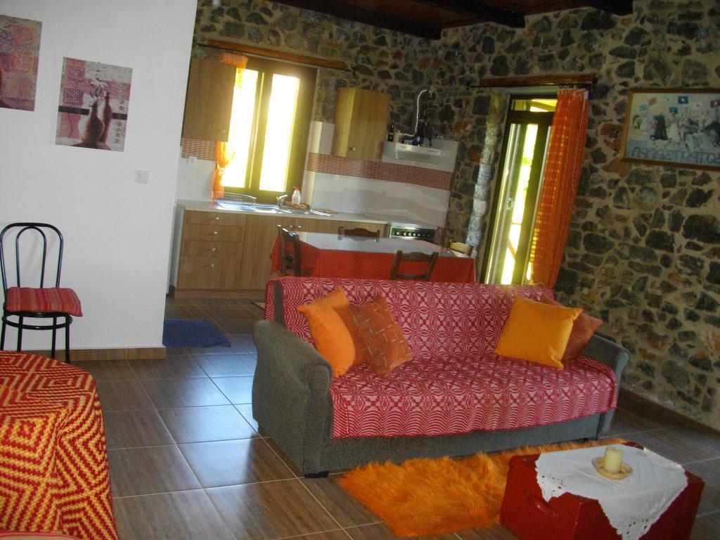 Ksenonas Chrusovitsi Hotel Khrisovitsion Exterior photo